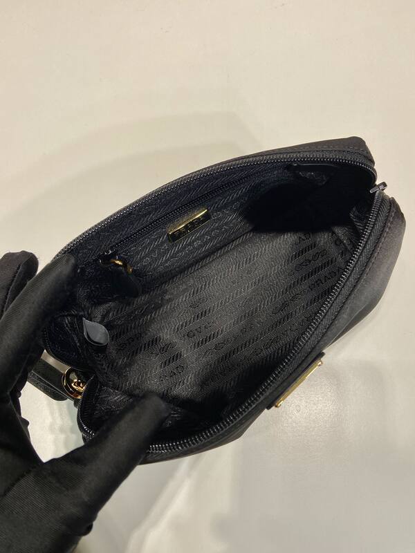 Prada Gold shoulder bag — Top Quality Replica