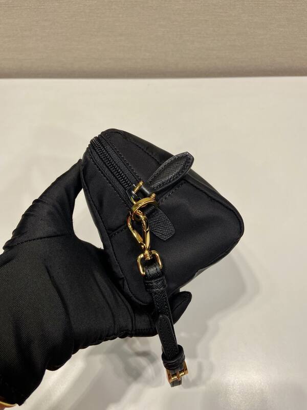 Prada Gold shoulder bag — Top Quality Replica