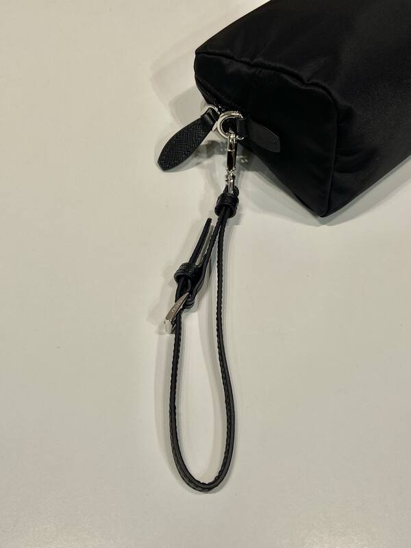 Prada White shoulder bag — Premium Replica