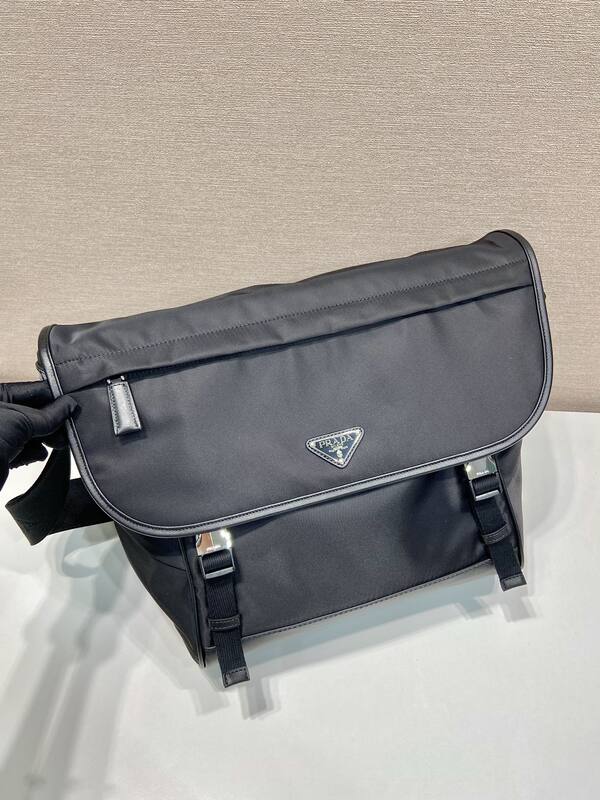 Prada Black shoulder bag — Premium Replica