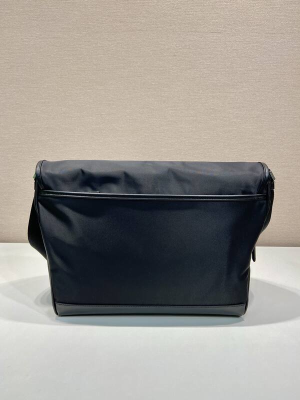 Prada Black shoulder bag — Premium Replica
