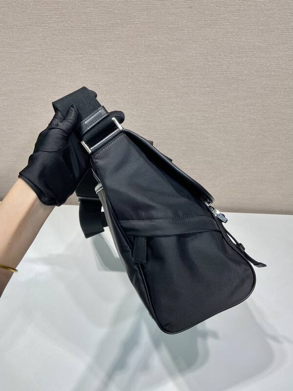 Prada Black shoulder bag — Premium Replica