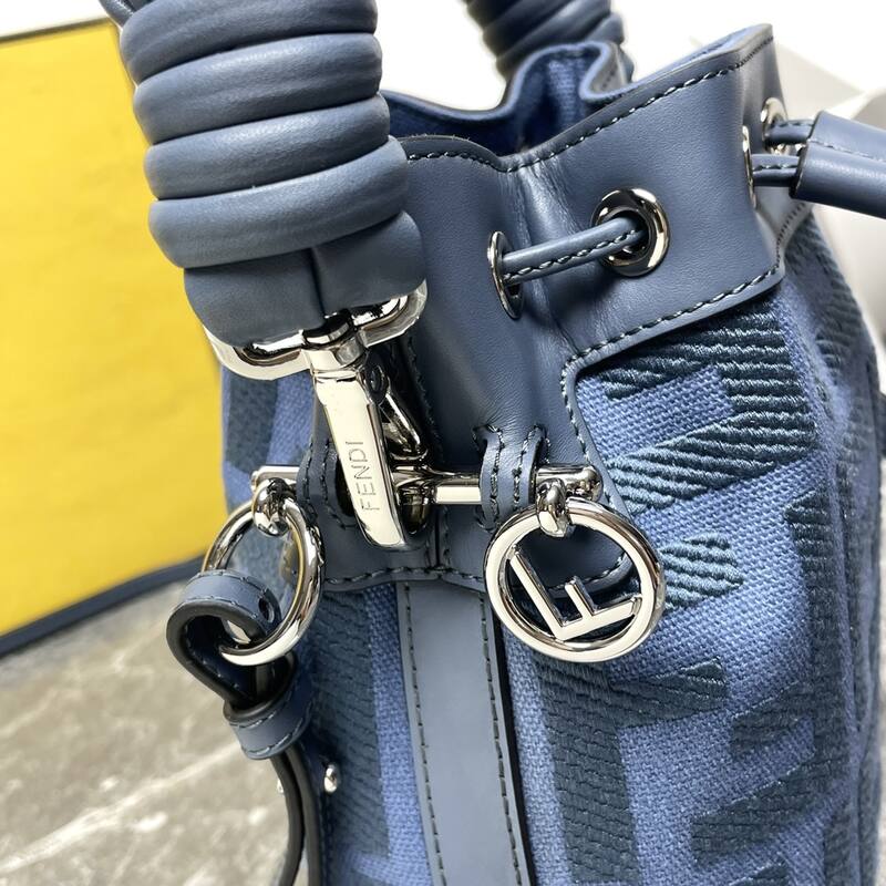 Fendi shoulder bag — Premium Replica