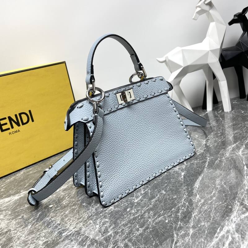 Fendi shoulder bag — Premium Replica