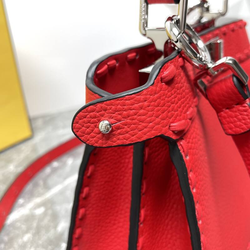 Fendi shoulder bag — 1:1 Replica