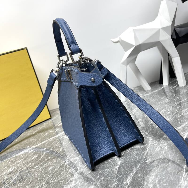 Fendi shoulder bag — Top Quality Replica
