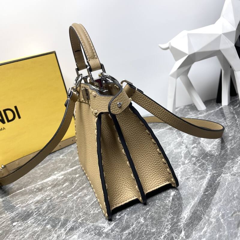 Fendi shoulder bag — 1:1 Replica
