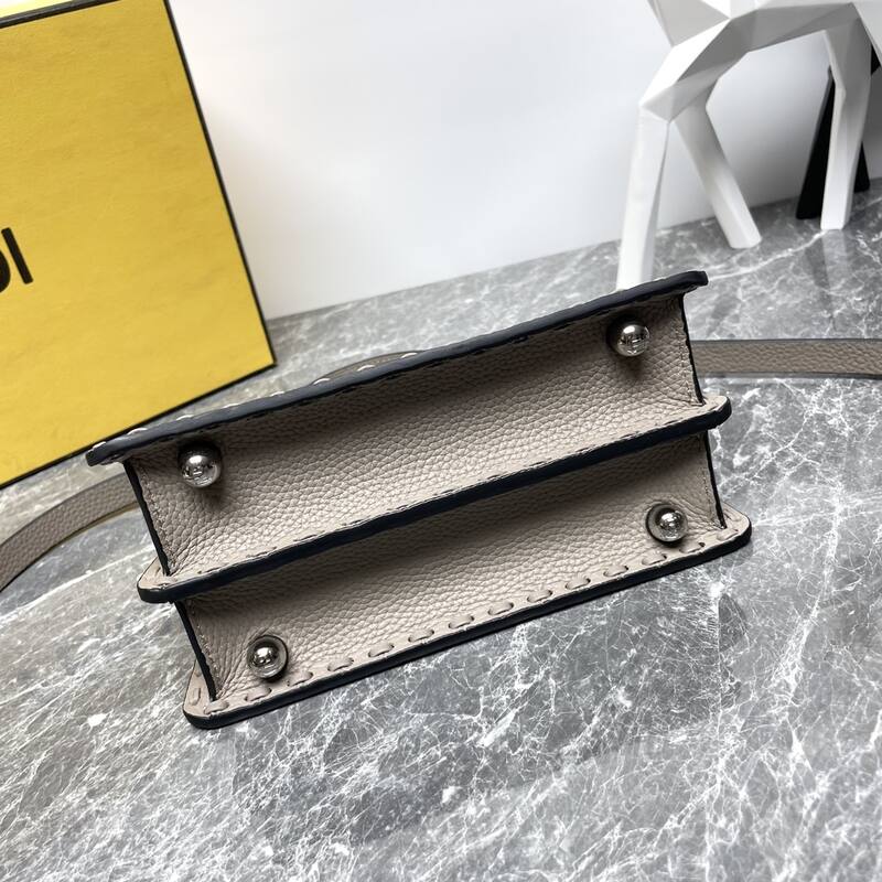 Fendi shoulder bag — Premium Replica
