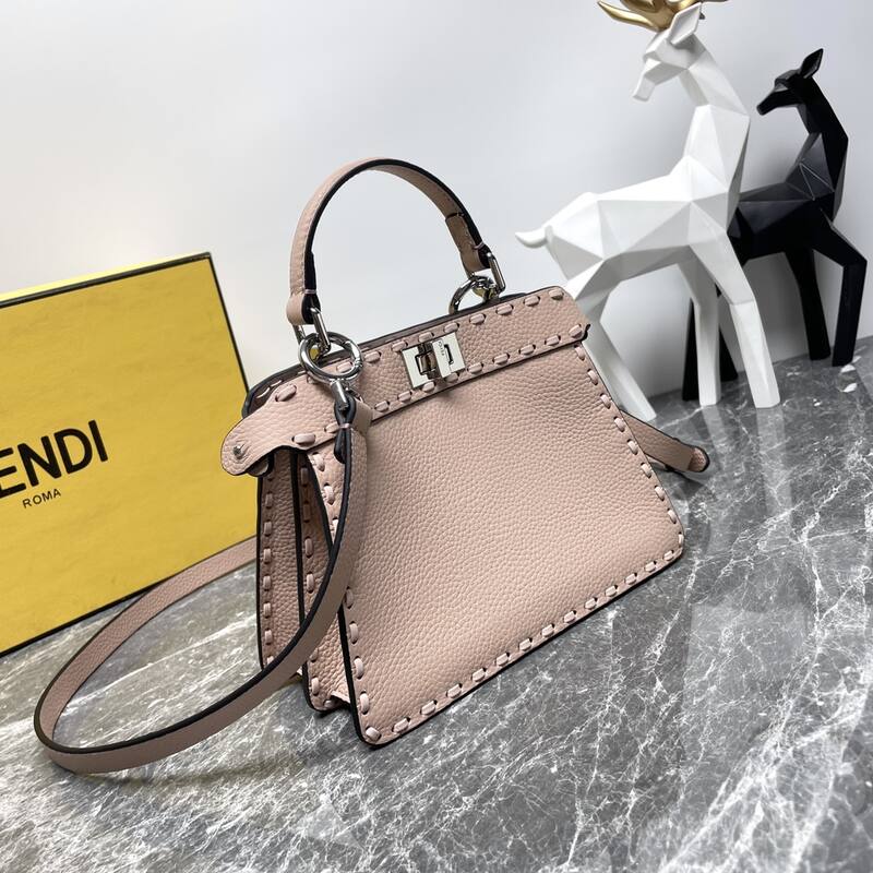 Fendi shoulder bag — 1:1 Replica