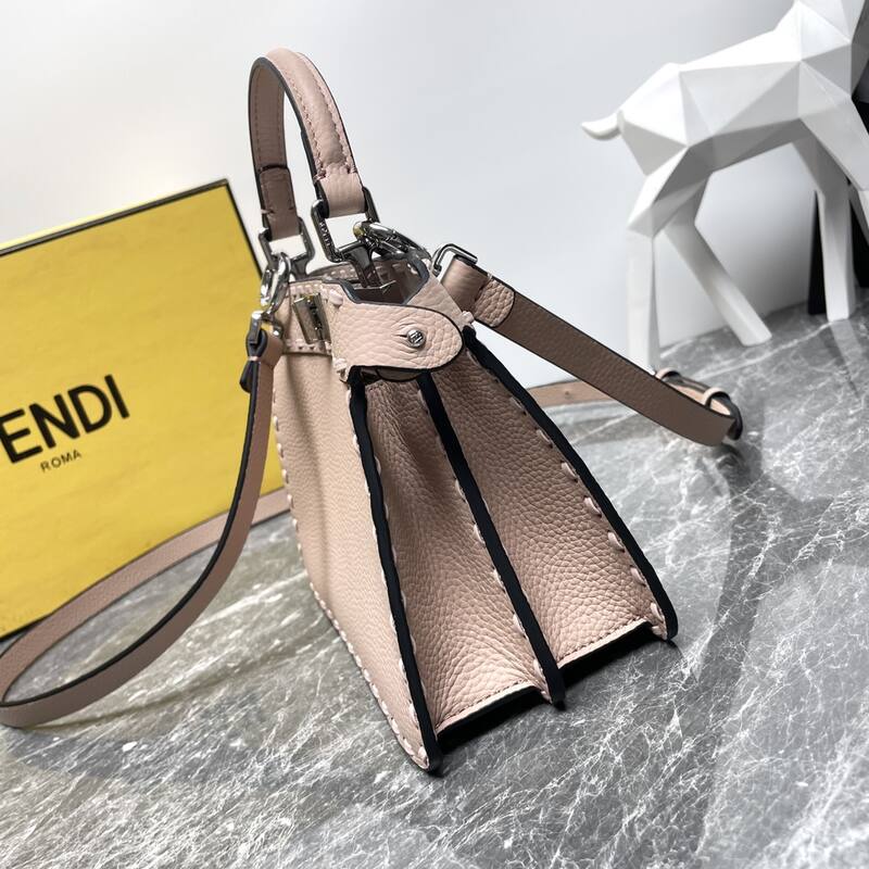 Fendi shoulder bag — 1:1 Replica