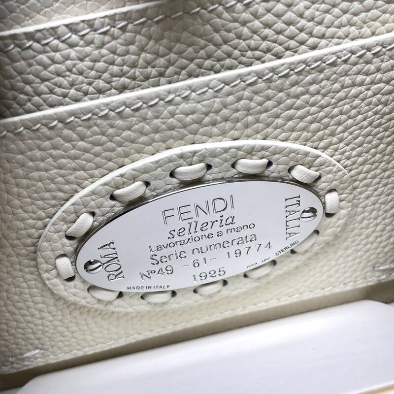 Fendi shoulder bag — AAA Quality Replica