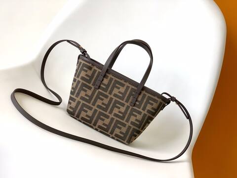 Fendi Monogram 18x12cm shoulder bag Top Quality Replica