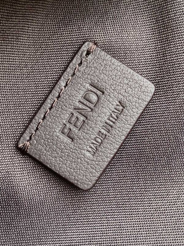 Fendi Monogram shoulder bag — Top Quality Replica