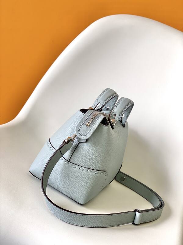 Fendi Blue 25x18x10cm shoulder bag — Top Quality Replica