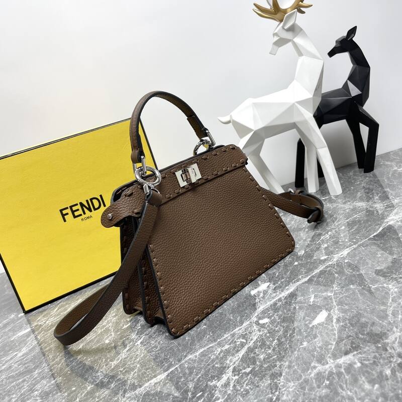 Fendi shoulder bag — Premium Replica