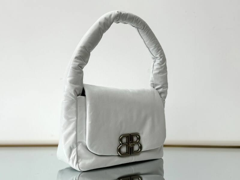 Balenciaga White 25x18x10cm shoulder bag — AAA Quality Replica