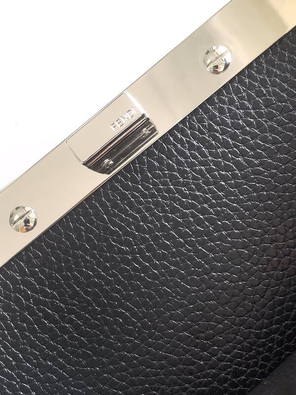 Fendi Peekaboo Black 33x22x14cm shoulder bag — Top Quality Replica