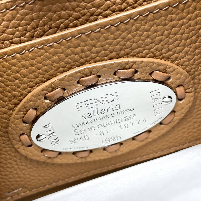 Fendi shoulder bag — Top Quality Replica