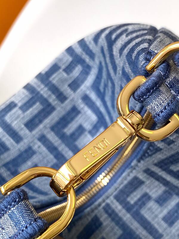 Fendi Monogram 25x18x10cm shoulder bag — AAA Quality Replica