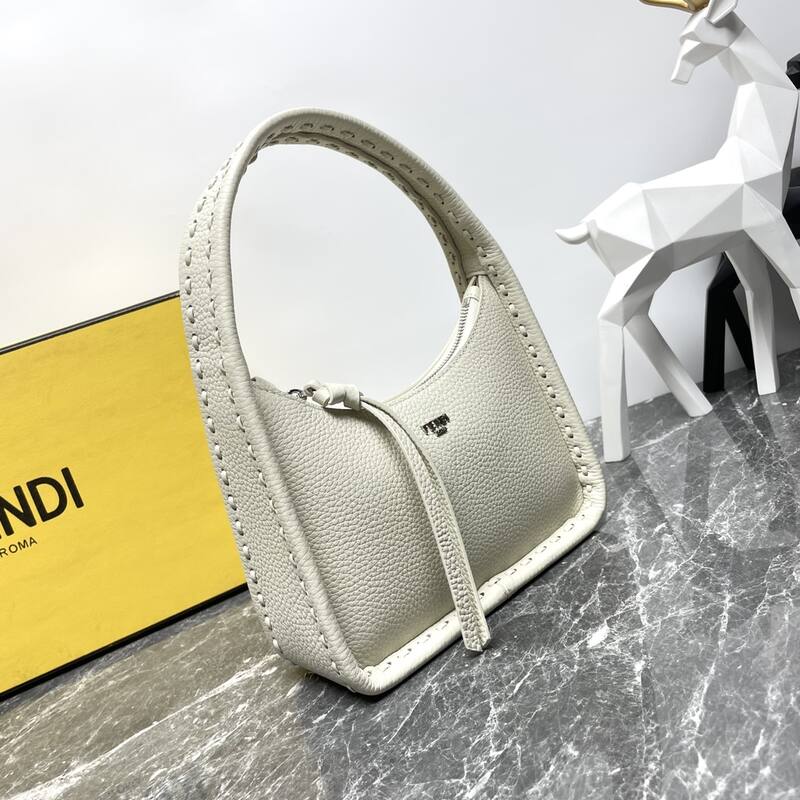 Fendi shoulder bag — Top Quality Replica