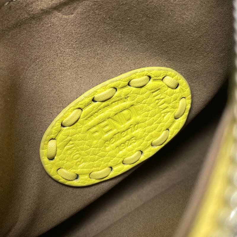 Fendi shoulder bag — AAA Quality Replica