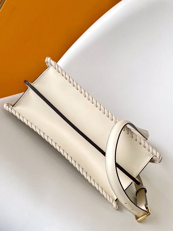 Fendi Peekaboo White 33x22x14cm shoulder bag — Top Quality Replica