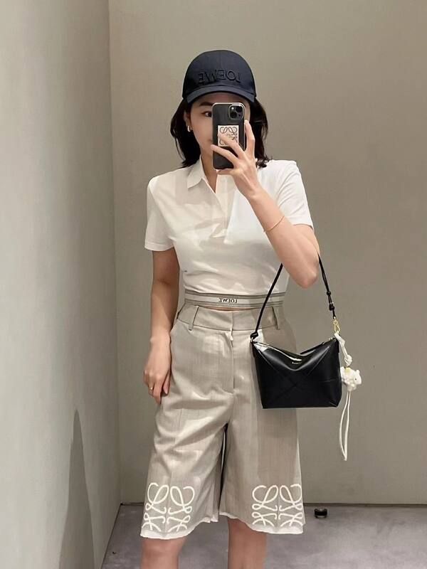 Loewe Black shoulder bag — 1:1 Replica