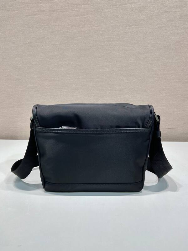 Prada Black 25x18x10cm shoulder bag — 1:1 Replica
