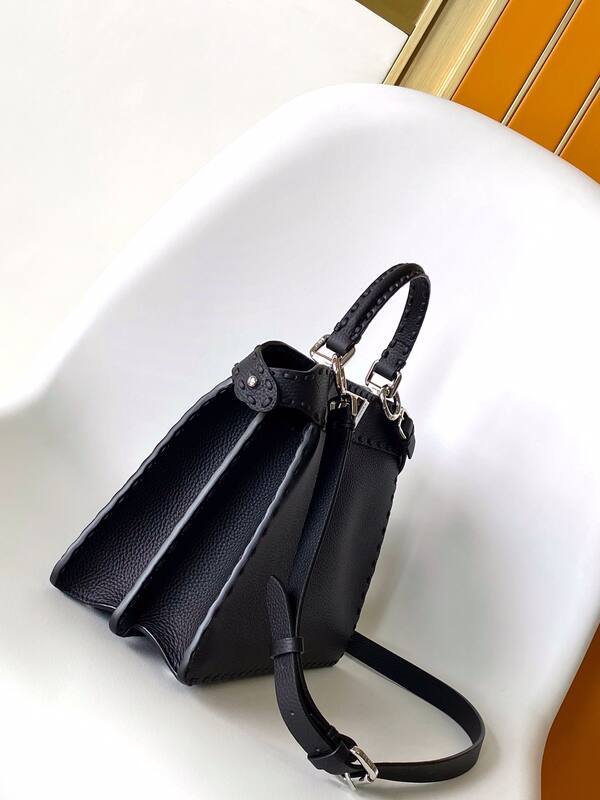 Fendi Peekaboo Black 33x22x14cm shoulder bag — Top Quality Replica
