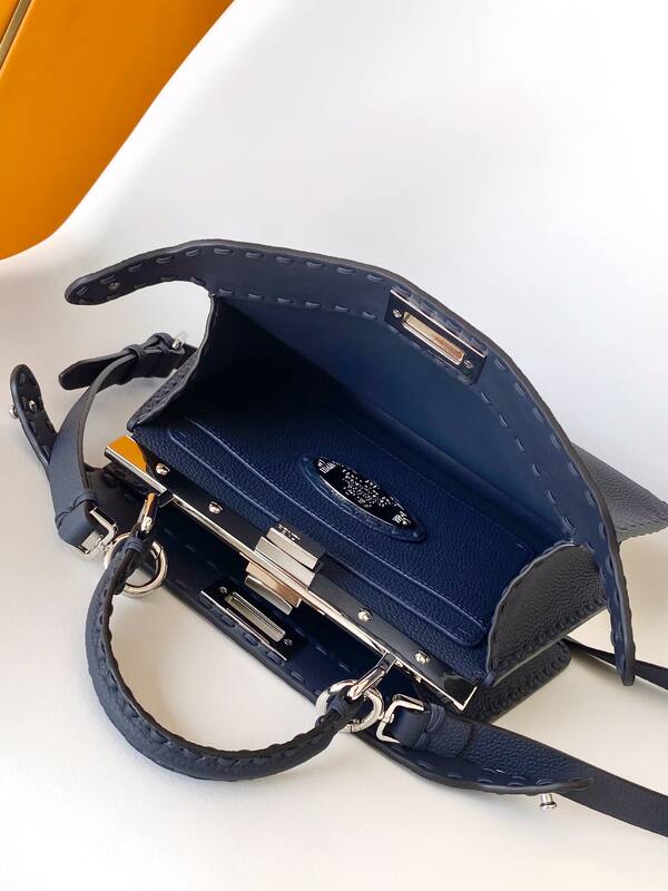 Fendi Peekaboo Blue 33x22x14cm shoulder bag — Top Quality Replica