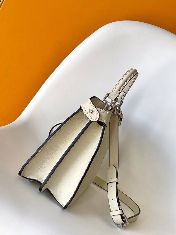 Fendi Peekaboo White 33x22x14cm shoulder bag — AAA Quality Replica
