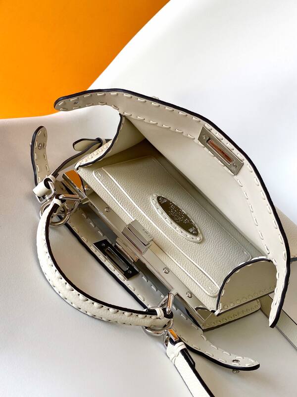Fendi Peekaboo White 33x22x14cm shoulder bag — AAA Quality Replica