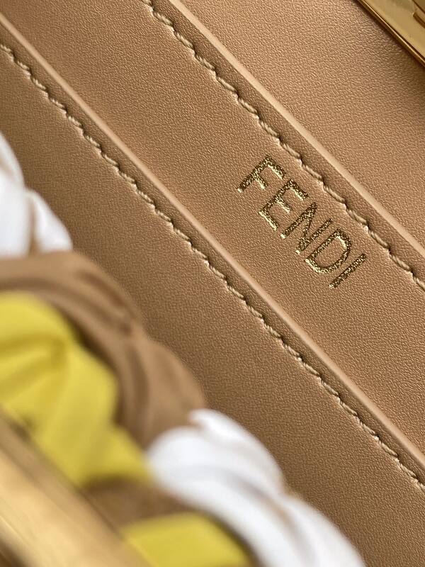 Fendi Peekaboo Beige 33x22x14cm shoulder bag — Top Quality Replica