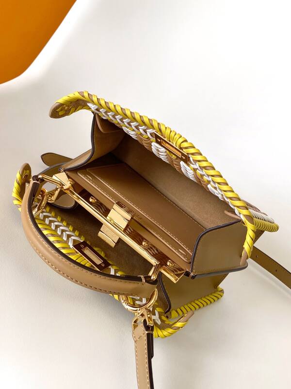 Fendi Peekaboo Beige 33x22x14cm shoulder bag — Top Quality Replica