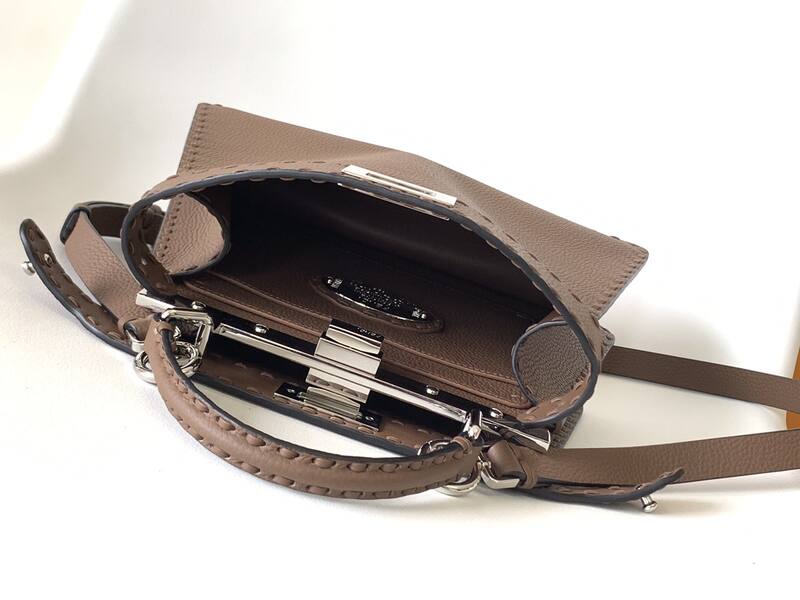 Fendi Peekaboo 33x22x14cm shoulder bag — AAA Quality Replica