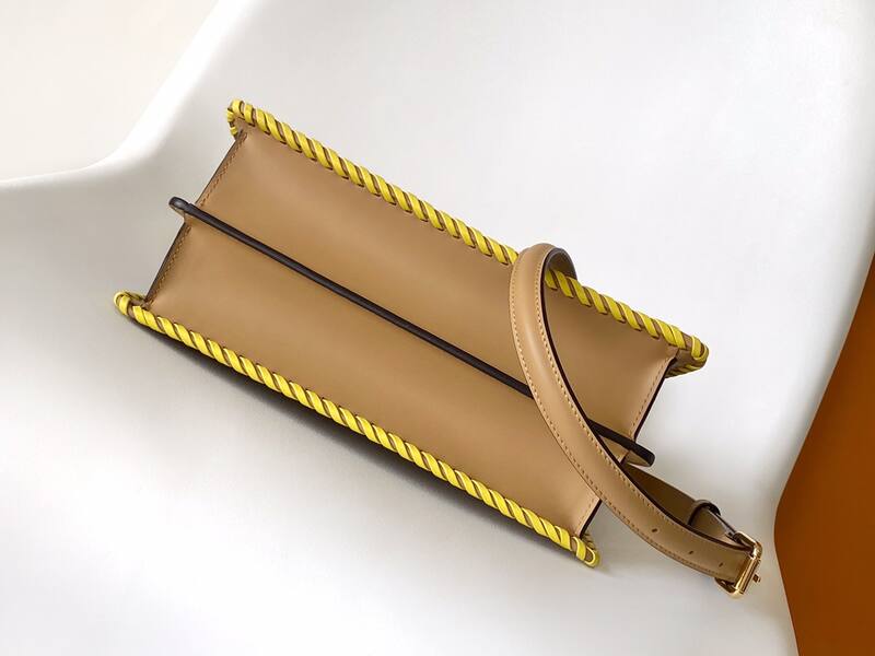 Fendi Peekaboo Beige 33x22x14cm shoulder bag — 1:1 Replica
