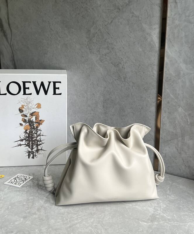 Loewe White 30x22x12cm shoulder bag — Premium Replica