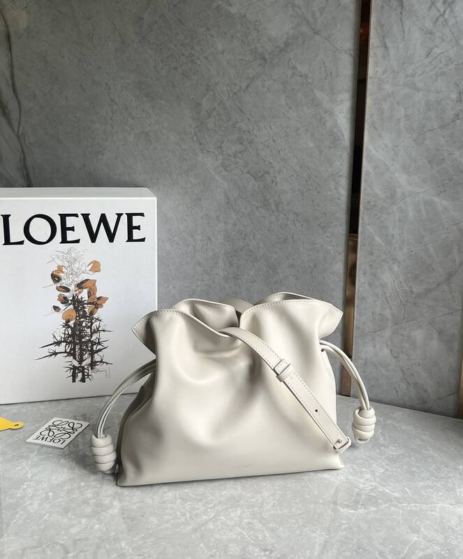 Loewe White 30x22x12cm shoulder bag — Premium Replica