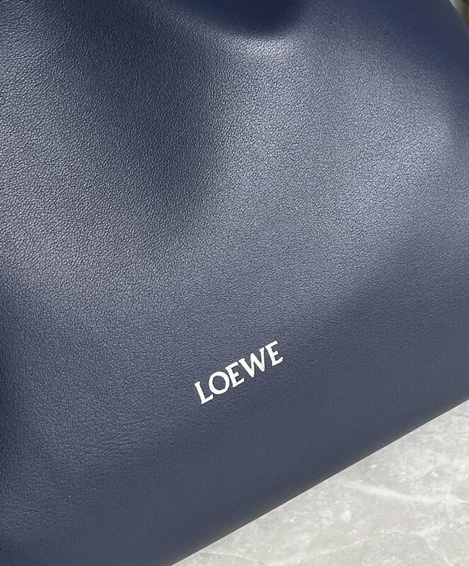 Loewe Blue 30x22x12cm shoulder bag — 1:1 Replica