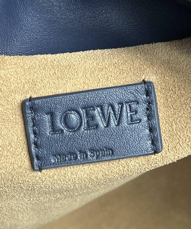 Loewe Blue 30x22x12cm shoulder bag — 1:1 Replica