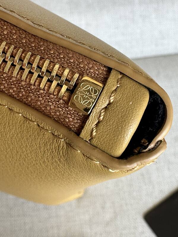 Loewe shoulder bag — AAA Quality Replica
