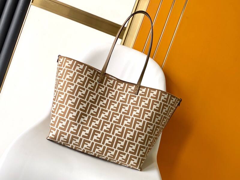 Fendi Brown 40x30x16cm shoulder bag — 1:1 Replica
