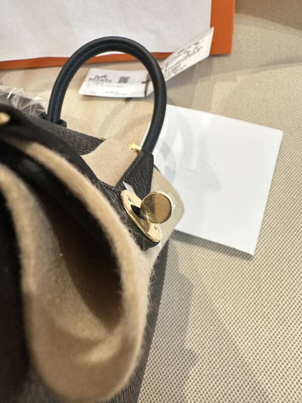 Hermes Lindy Black mini shoulder — Premium Replica