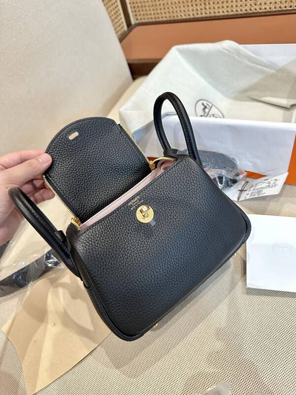 Hermes Lindy Black mini shoulder — Premium Replica