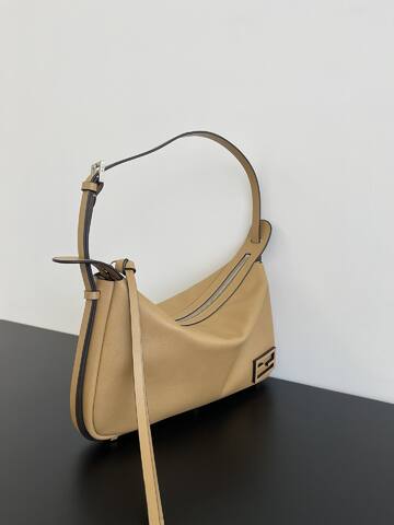 Fendi shoulder bag Top Quality Replica