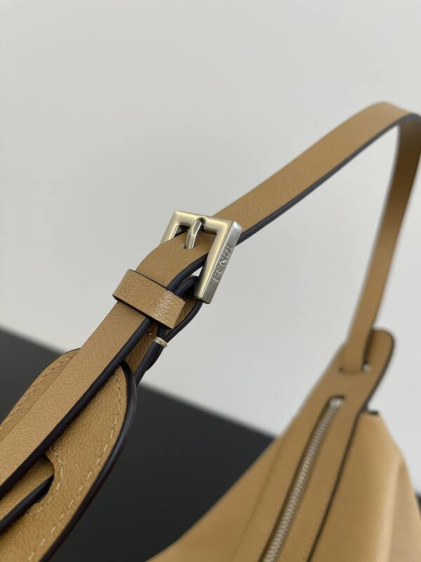 Fendi shoulder bag — Top Quality Replica