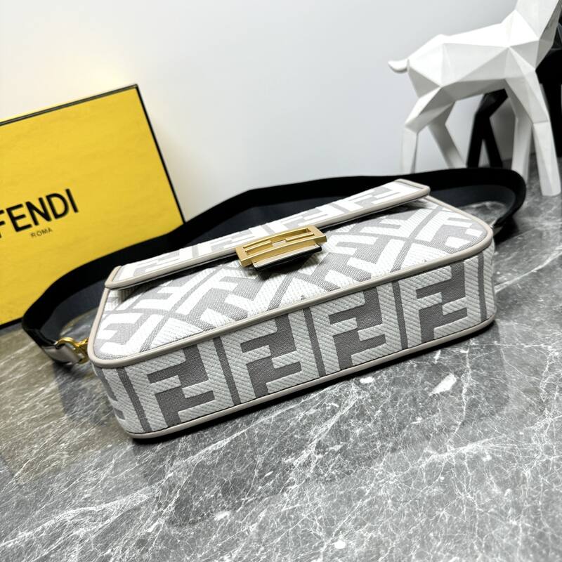 Fendi shoulder bag — AAA Quality Replica