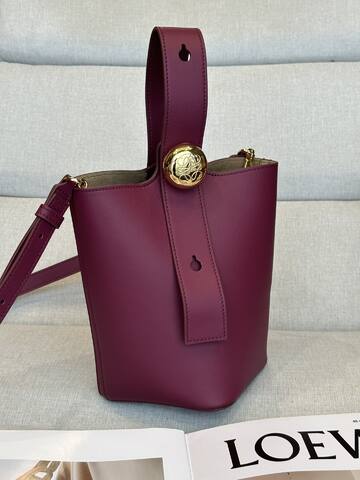 Loewe Calfskin 18x12cm shoulder bag Premium Replica