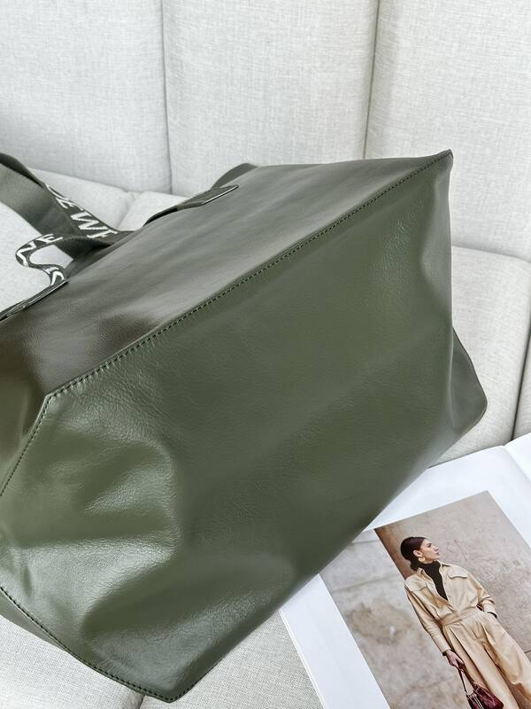 Loewe Green shoulder bag — Top Quality Replica