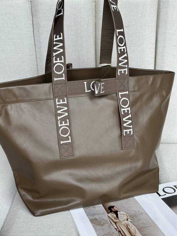 Loewe Brown shoulder bag — Premium Replica